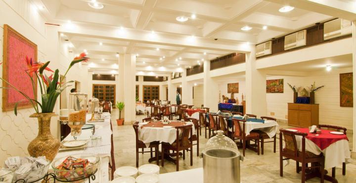 Hotel Atithi Agra  Bagian luar foto