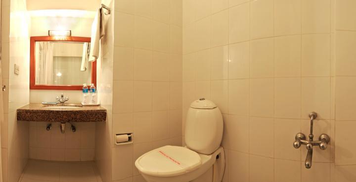 Hotel Atithi Agra  Bagian luar foto
