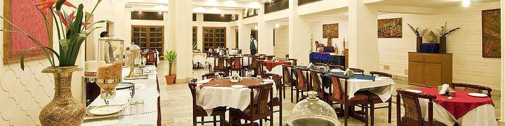 Hotel Atithi Agra  Bagian luar foto