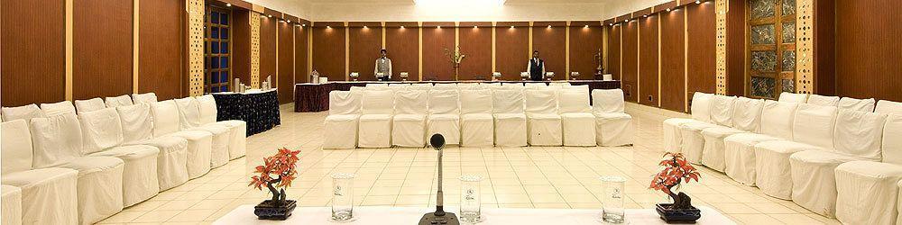 Hotel Atithi Agra  Bagian luar foto