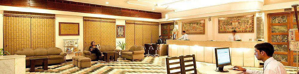 Hotel Atithi Agra  Bagian luar foto